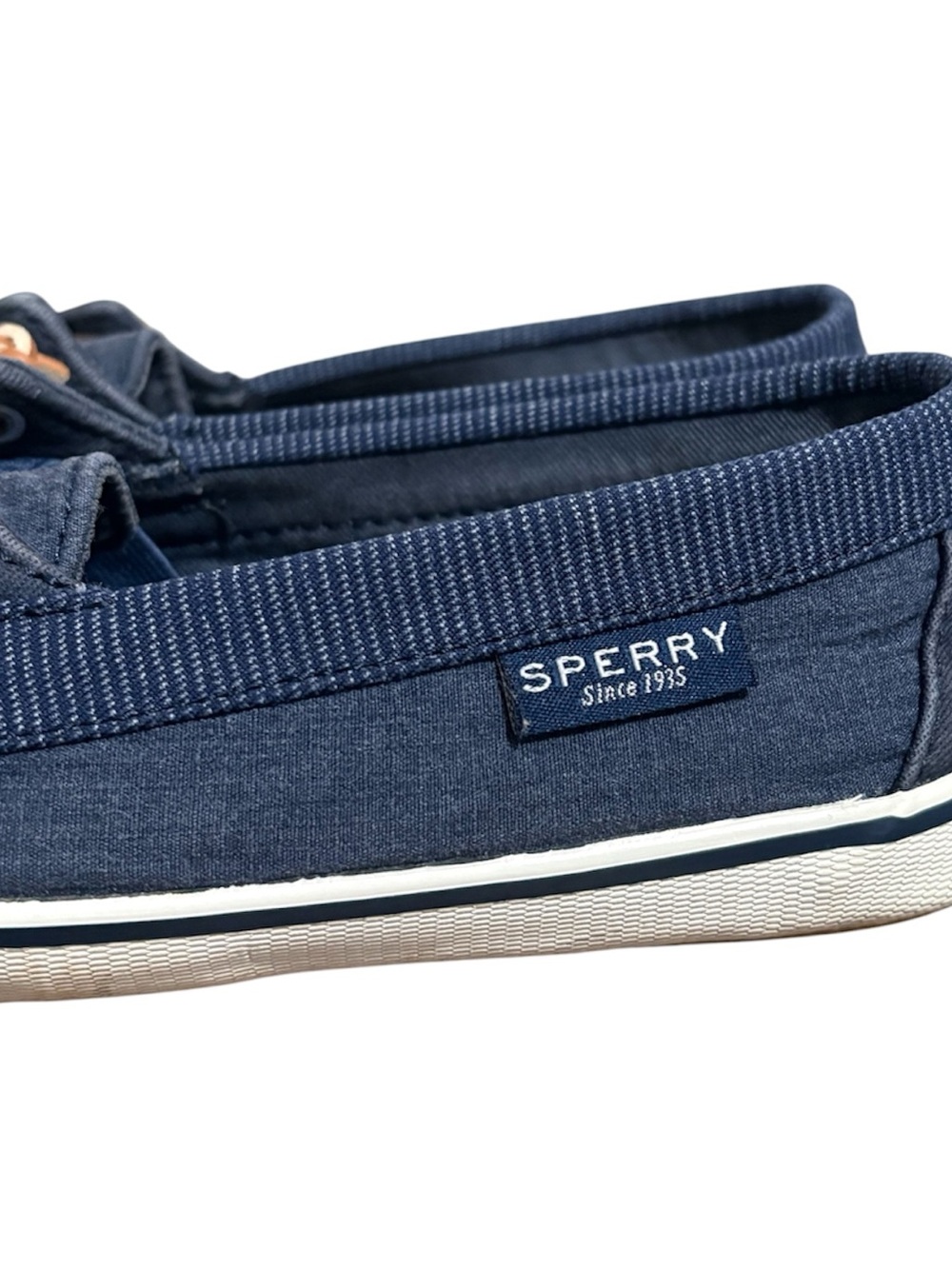Sperry navy blue moccasin with Brown Gum Soles size 7 - Picture 7 of 9